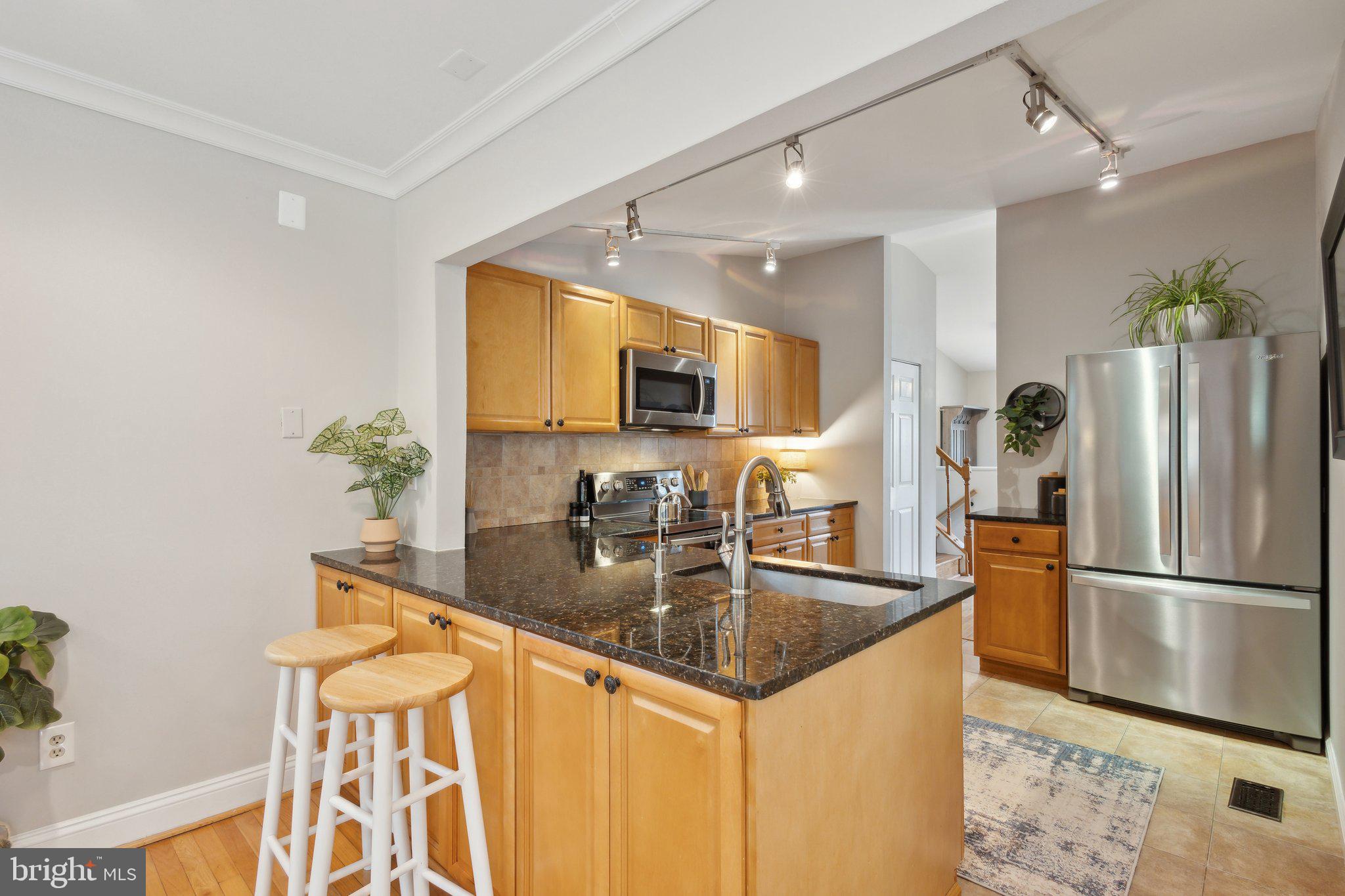 8483 Falling Leaf Rd