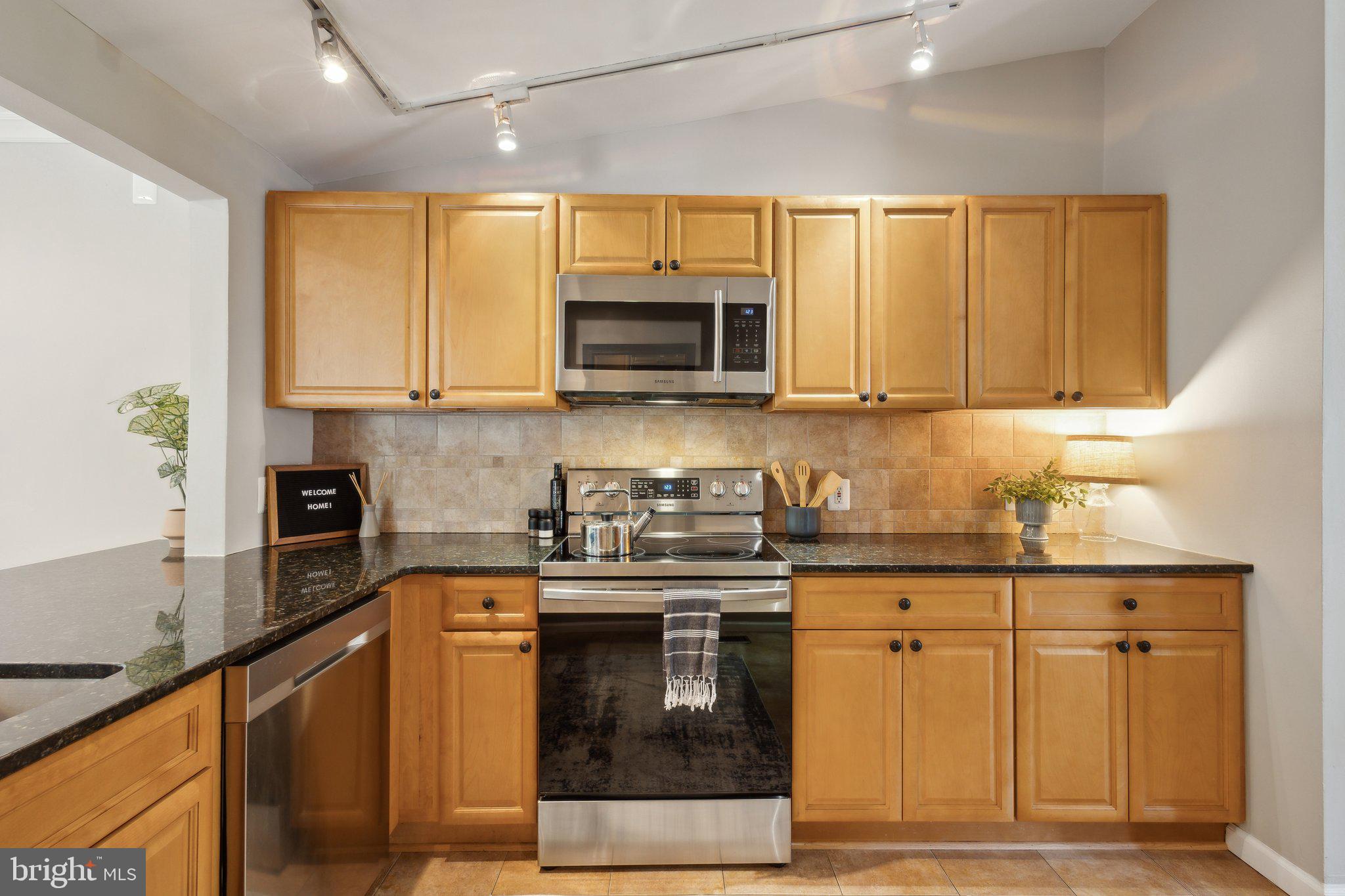 8483 Falling Leaf Rd