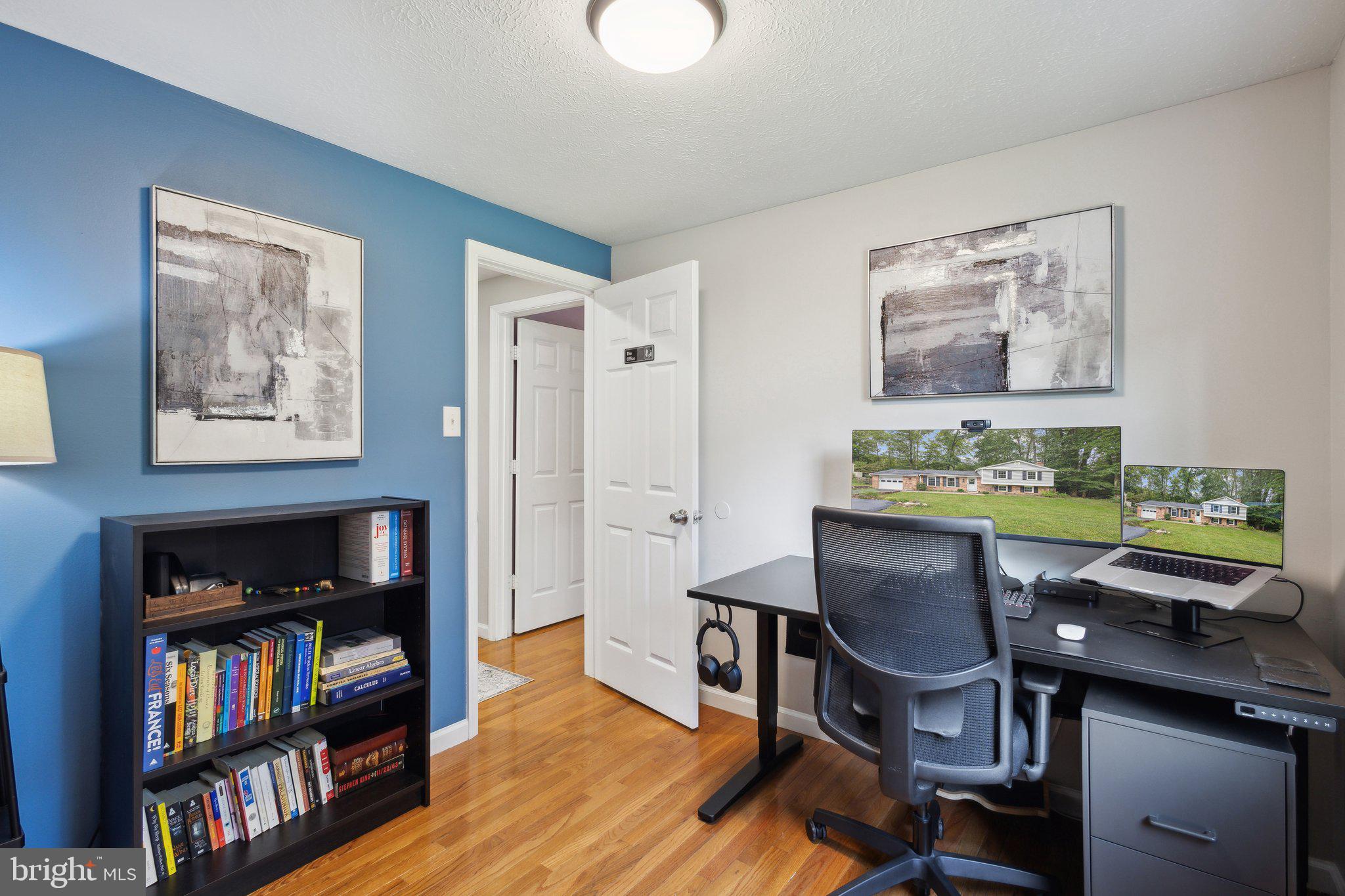 8483 Falling Leaf Rd