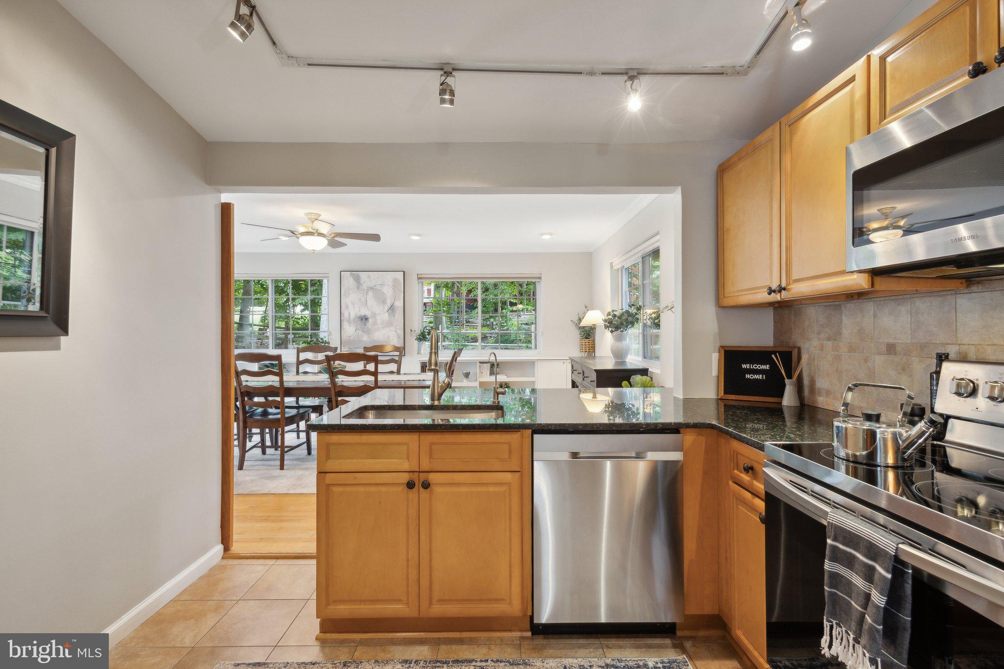 8483 Falling Leaf Rd