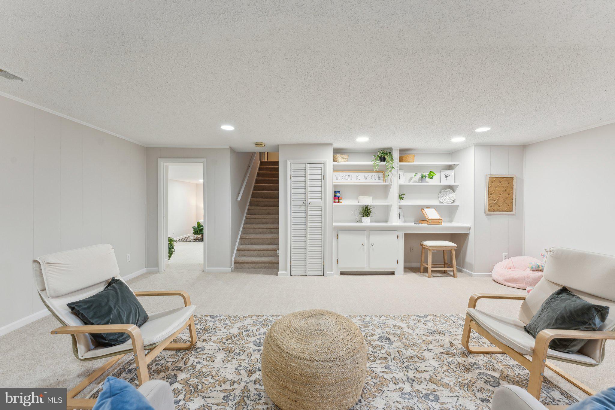 6513 Park View Ct