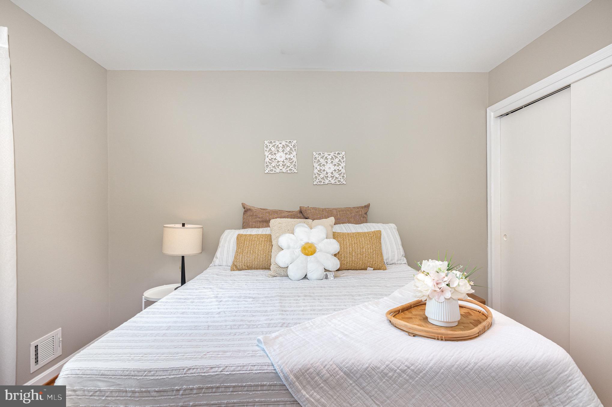 5917 Kingsford Rd #366