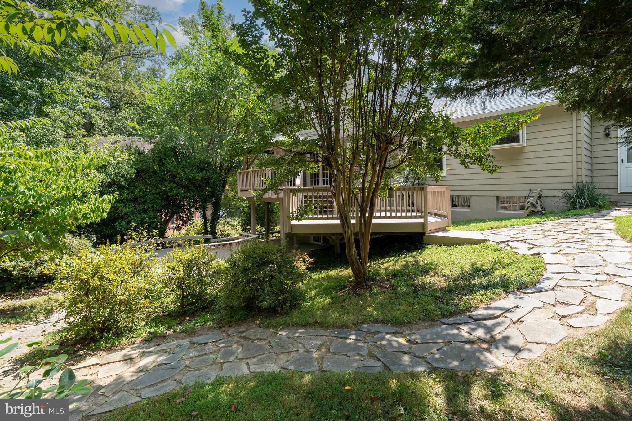 6505 TIBURON COURT