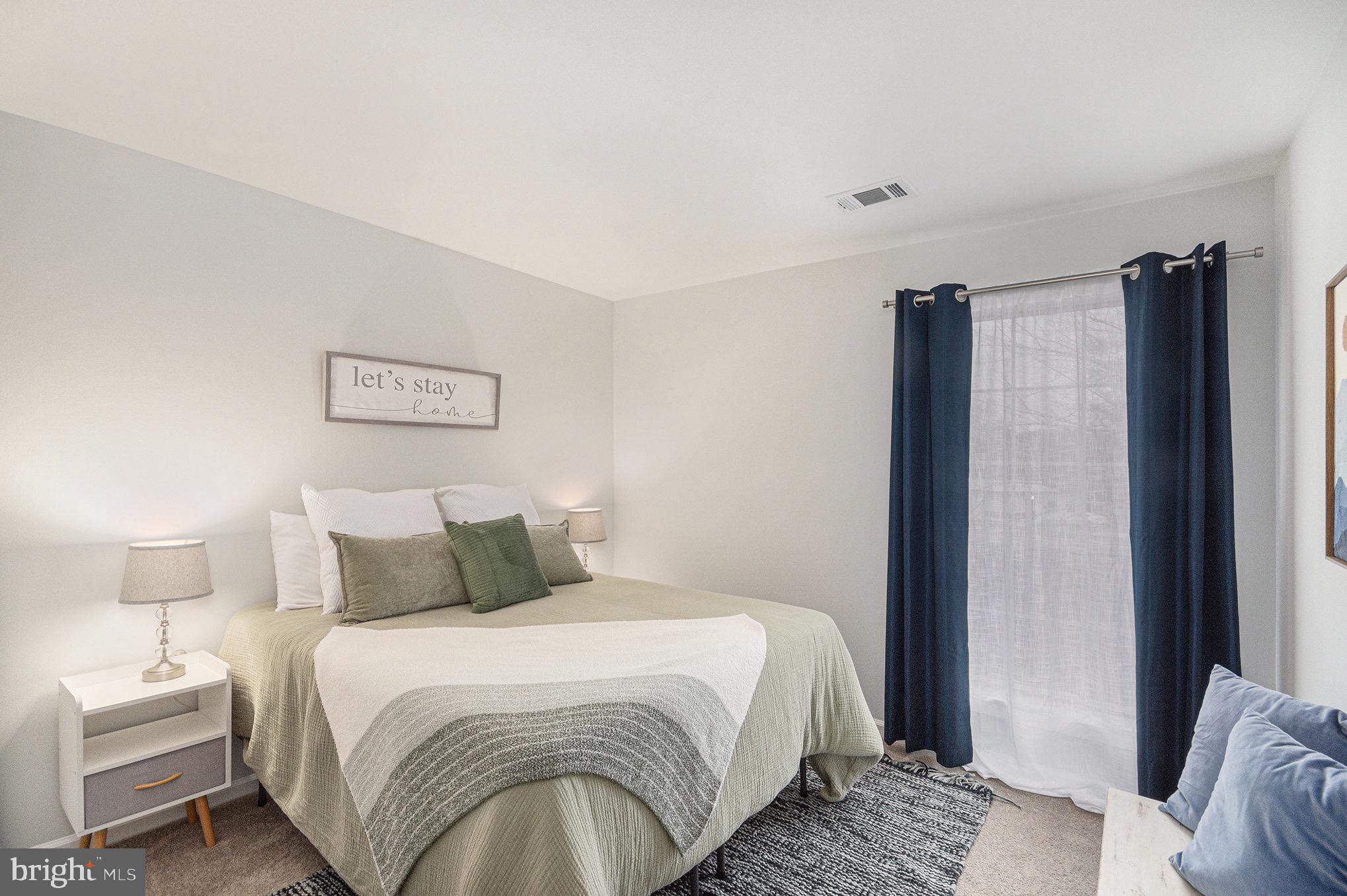 4561 INTERLACHEN COURT F F