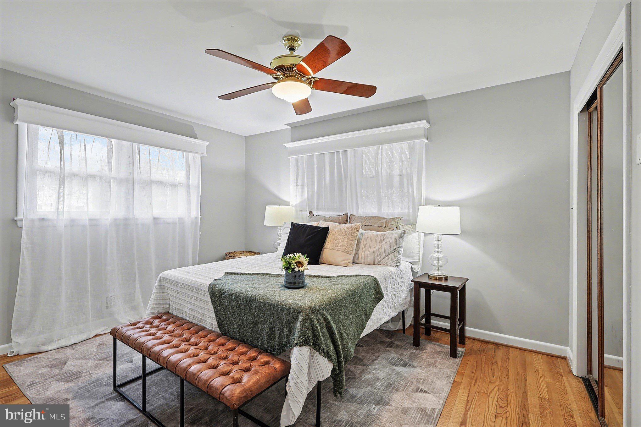 6722 S KINGS HIGHWAY