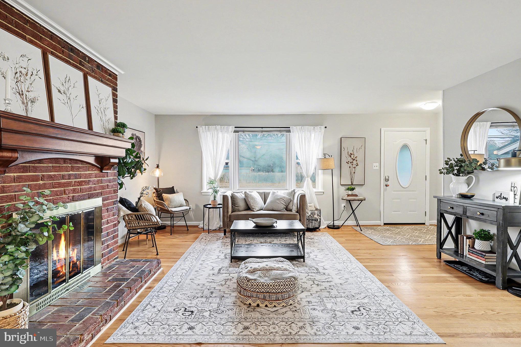 6722 S KINGS HIGHWAY