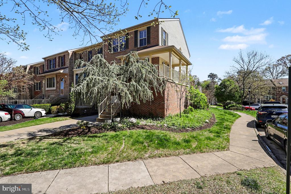 8433 MILLWOOD DRIVE