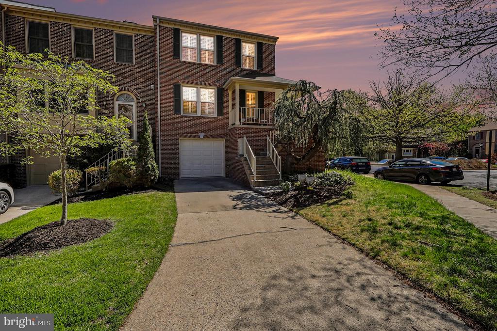 8433 MILLWOOD DRIVE