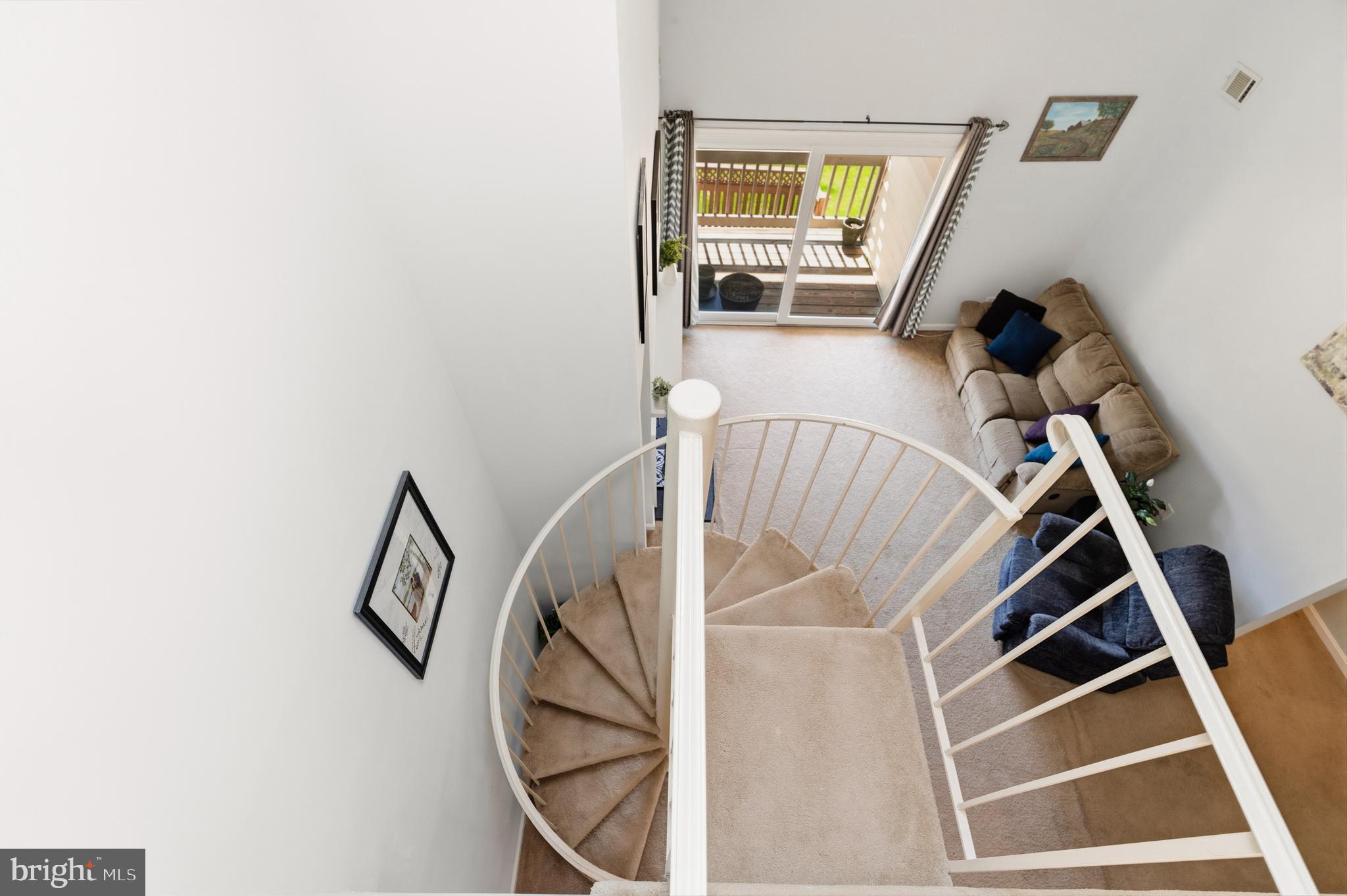 6060 ESSEX HOUSE SQUARE B