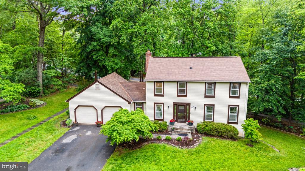 5839 NEW ENGLAND WOODS DRIVE
