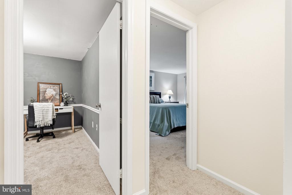 5839 NEW ENGLAND WOODS DRIVE