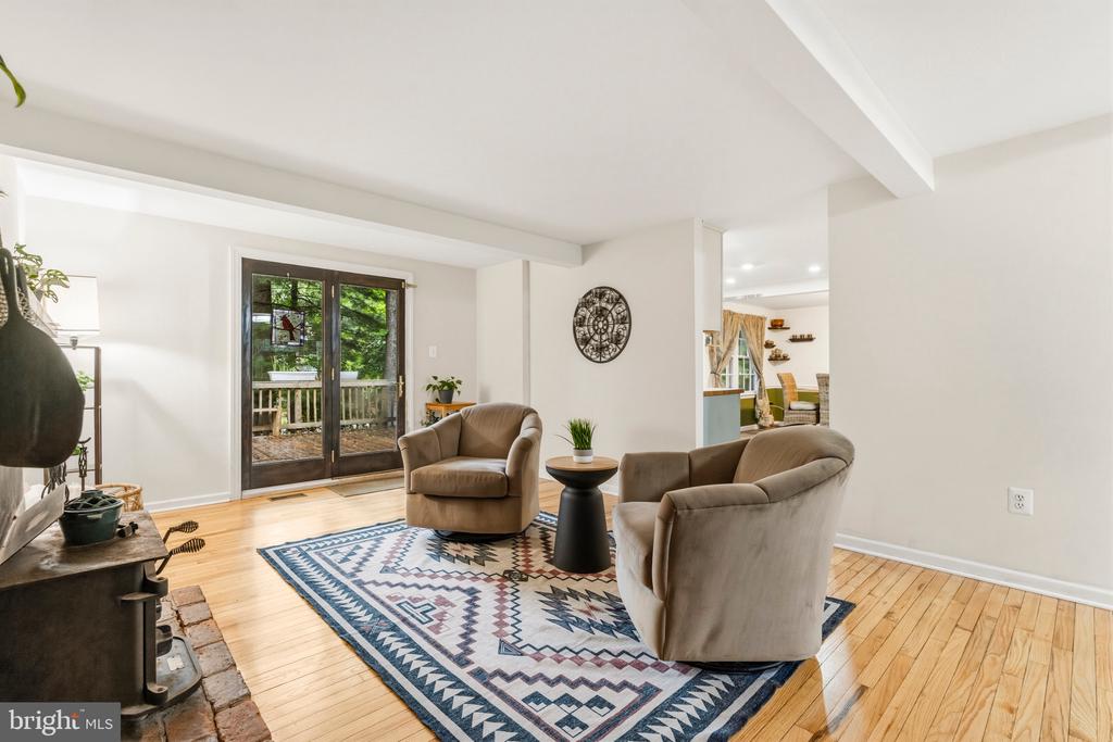 5839 NEW ENGLAND WOODS DRIVE
