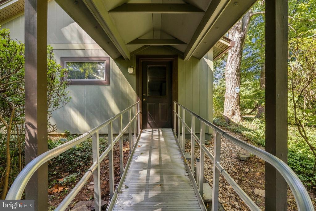 500 WALKER ROAD