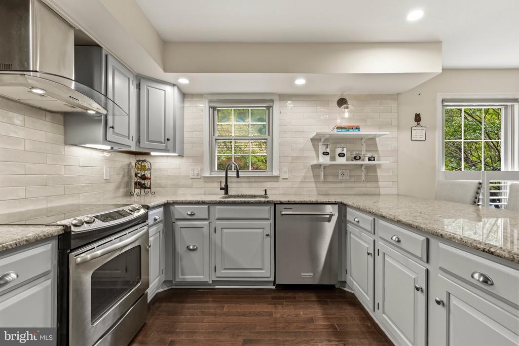 5459 CHESHIRE MEADOWS WAY