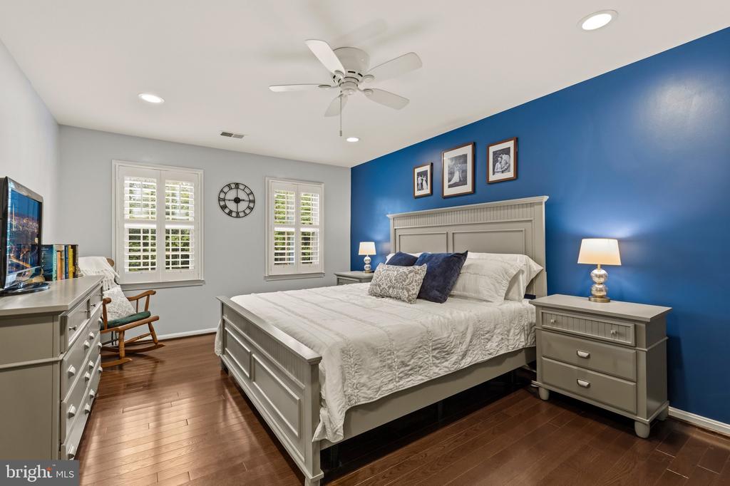 5459 CHESHIRE MEADOWS WAY