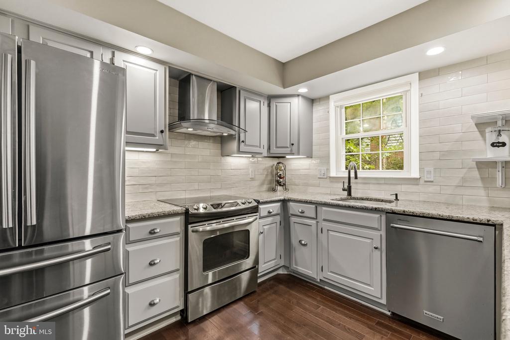 5459 CHESHIRE MEADOWS WAY