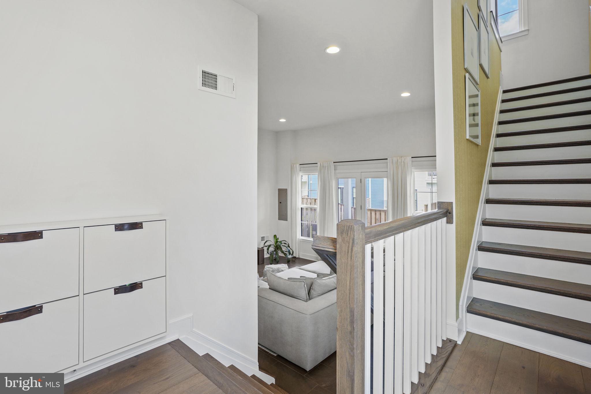 25426 Nichols Orchard Ter