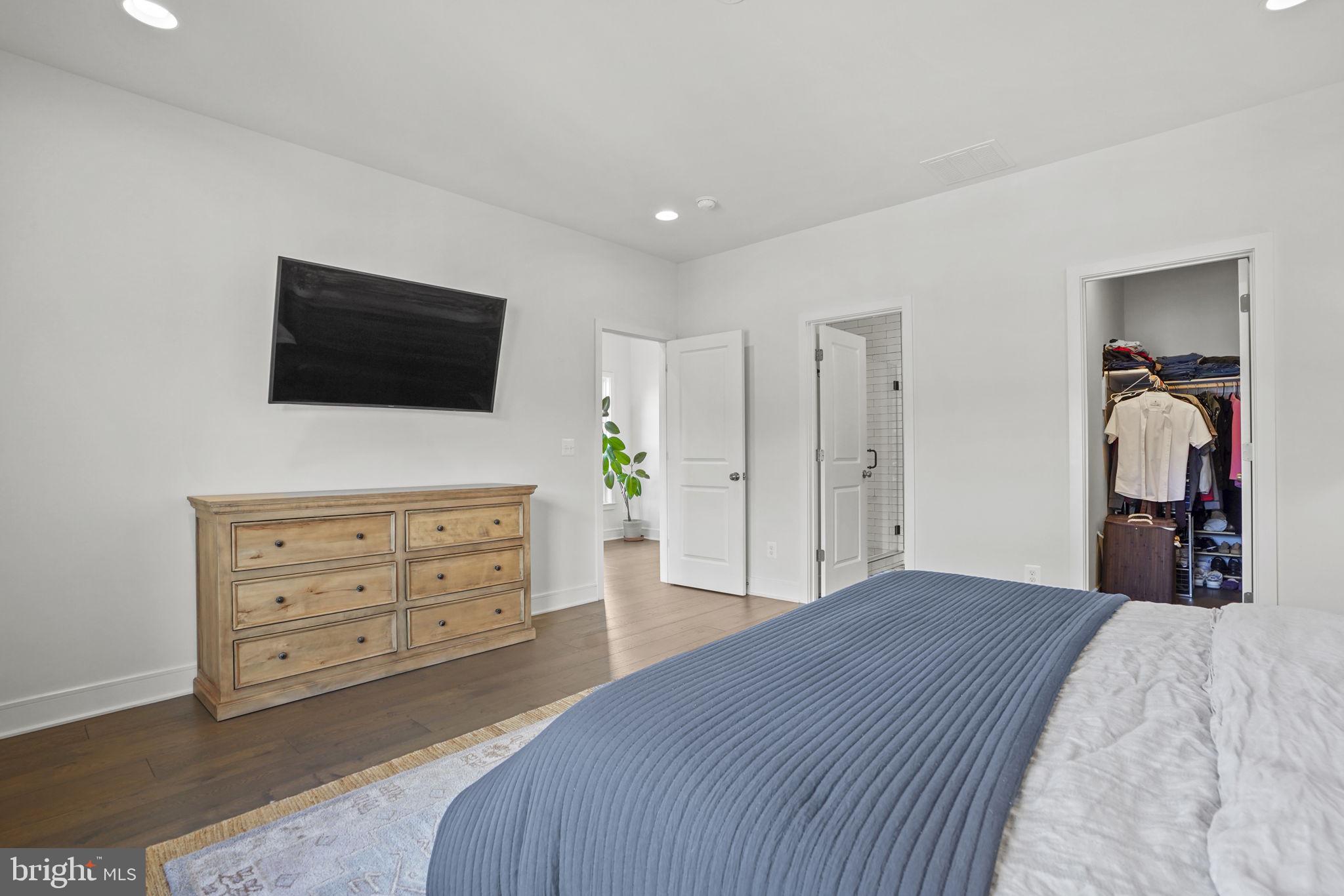 25426 Nichols Orchard Ter