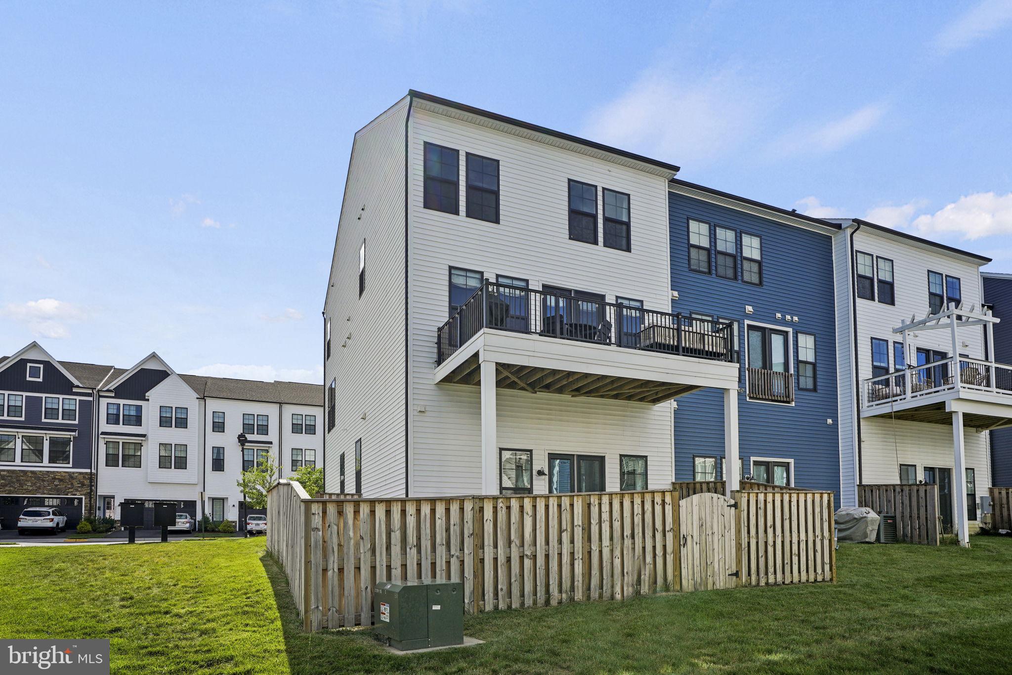 25426 Nichols Orchard Ter