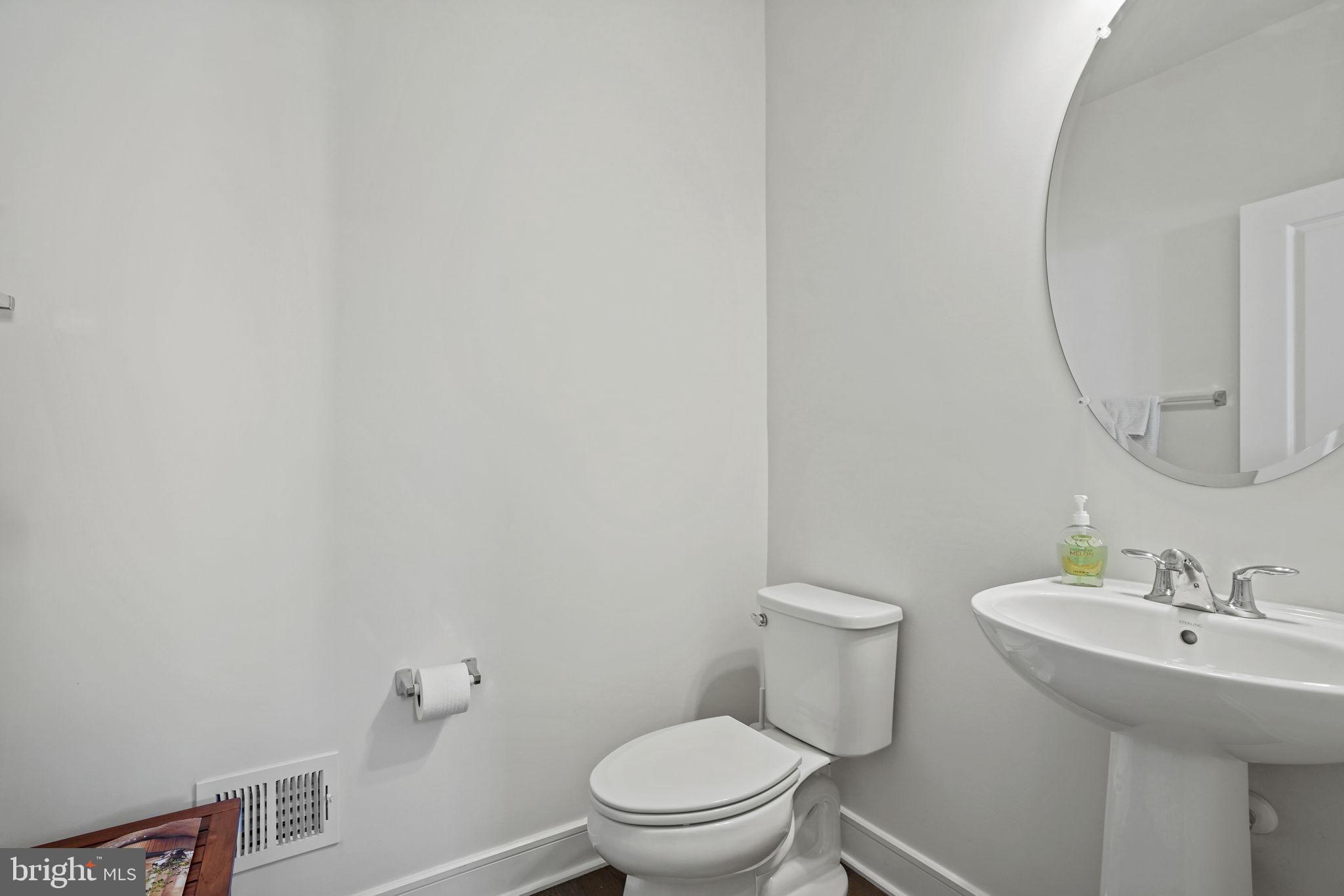 25426 Nichols Orchard Ter