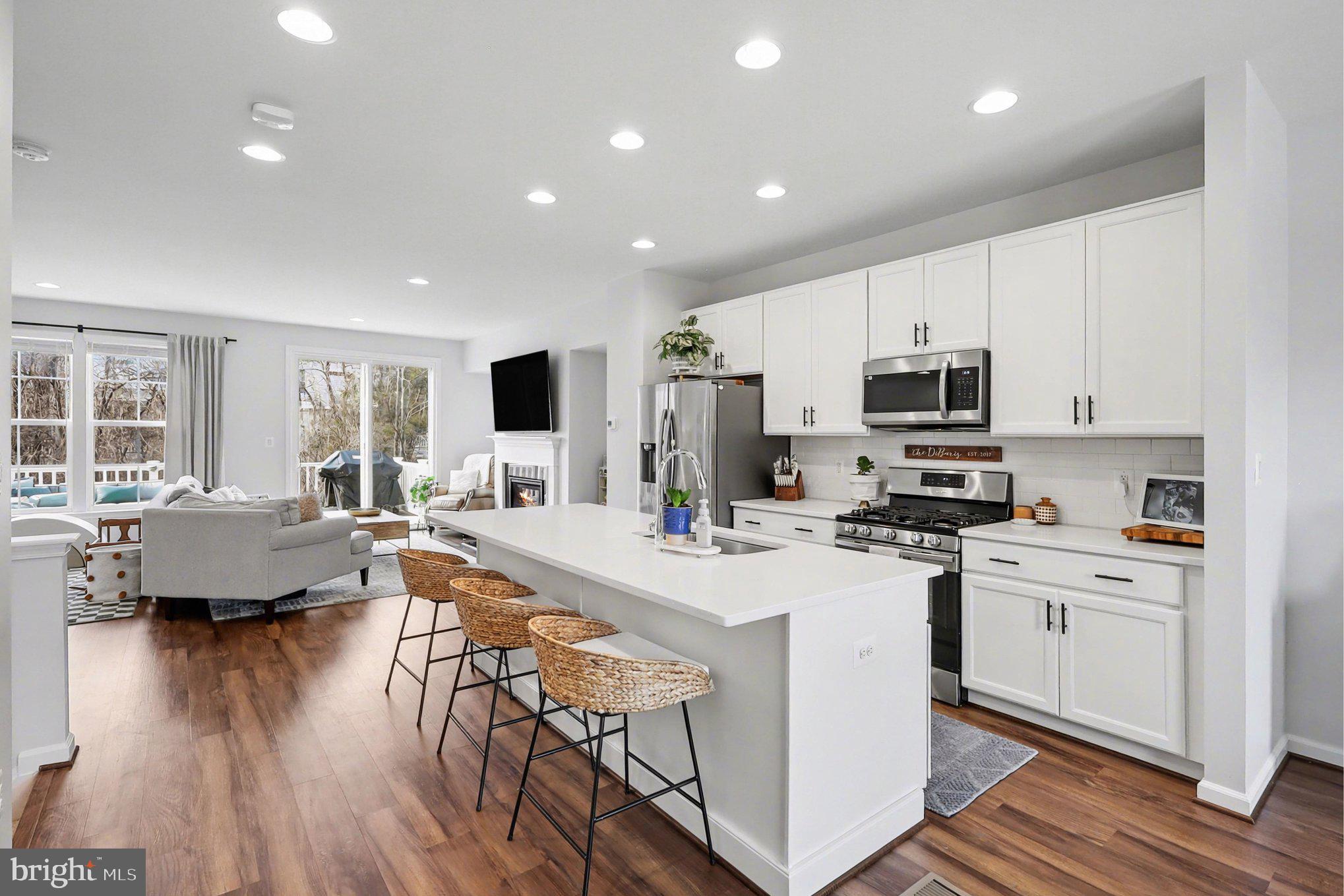 9142 WYCHE KNOLL LANE