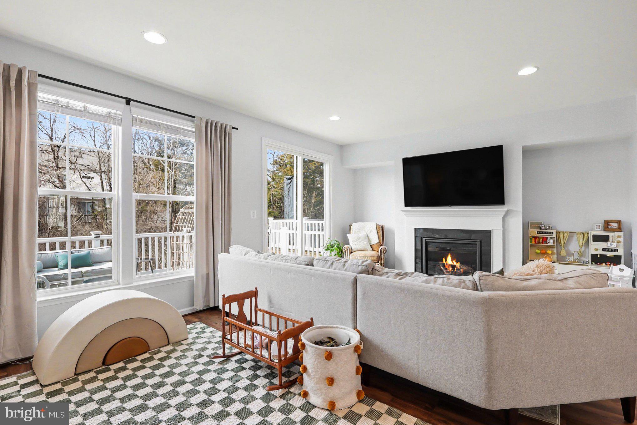 9142 WYCHE KNOLL LANE