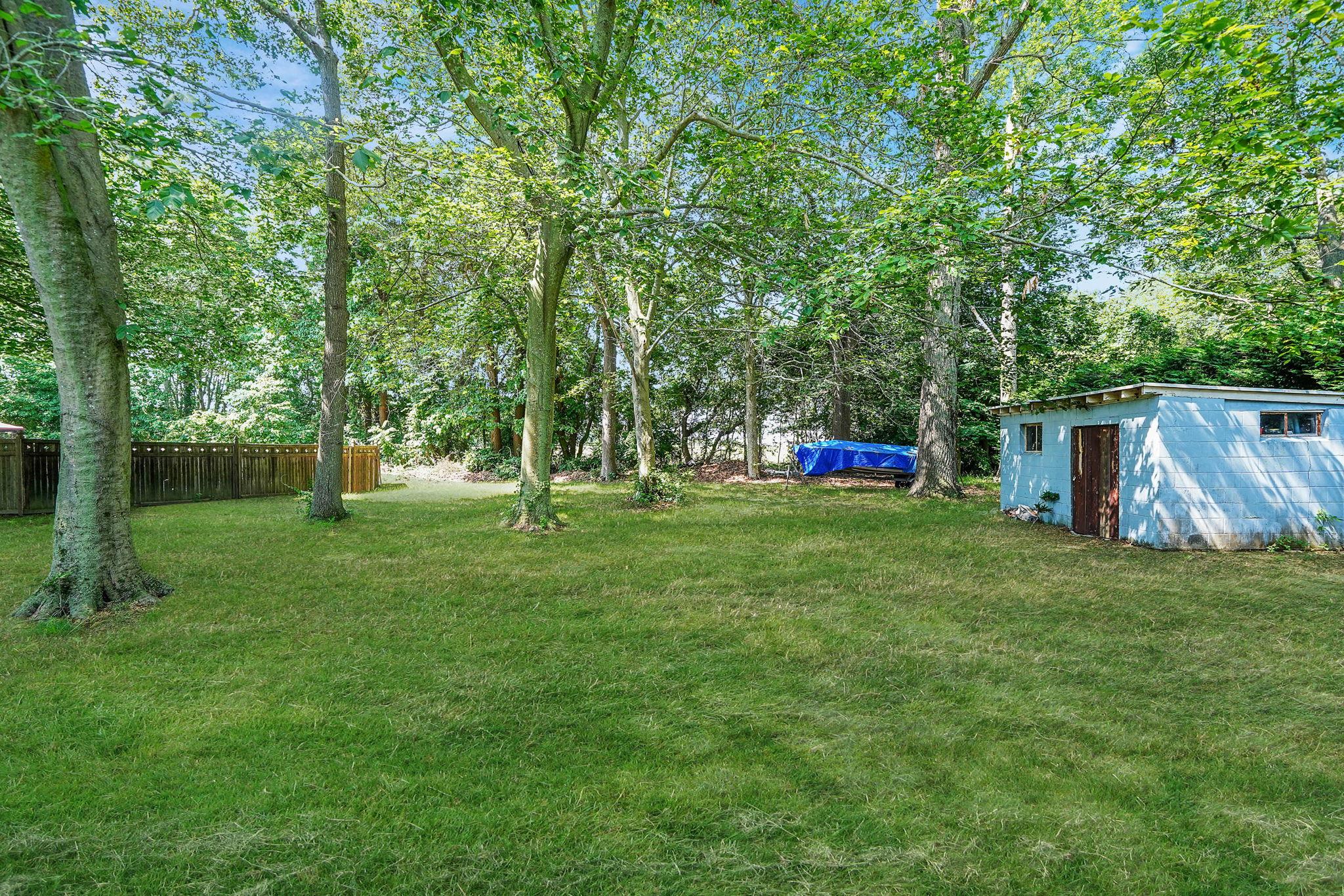 15 Youngs Avenue