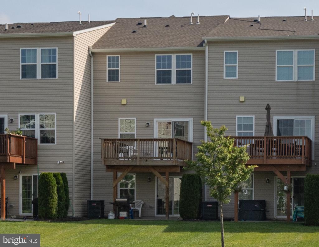 121 NATHAN DRIVE