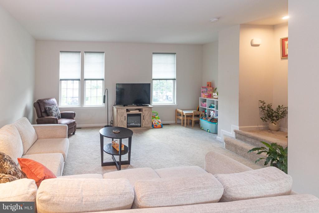 121 NATHAN DRIVE