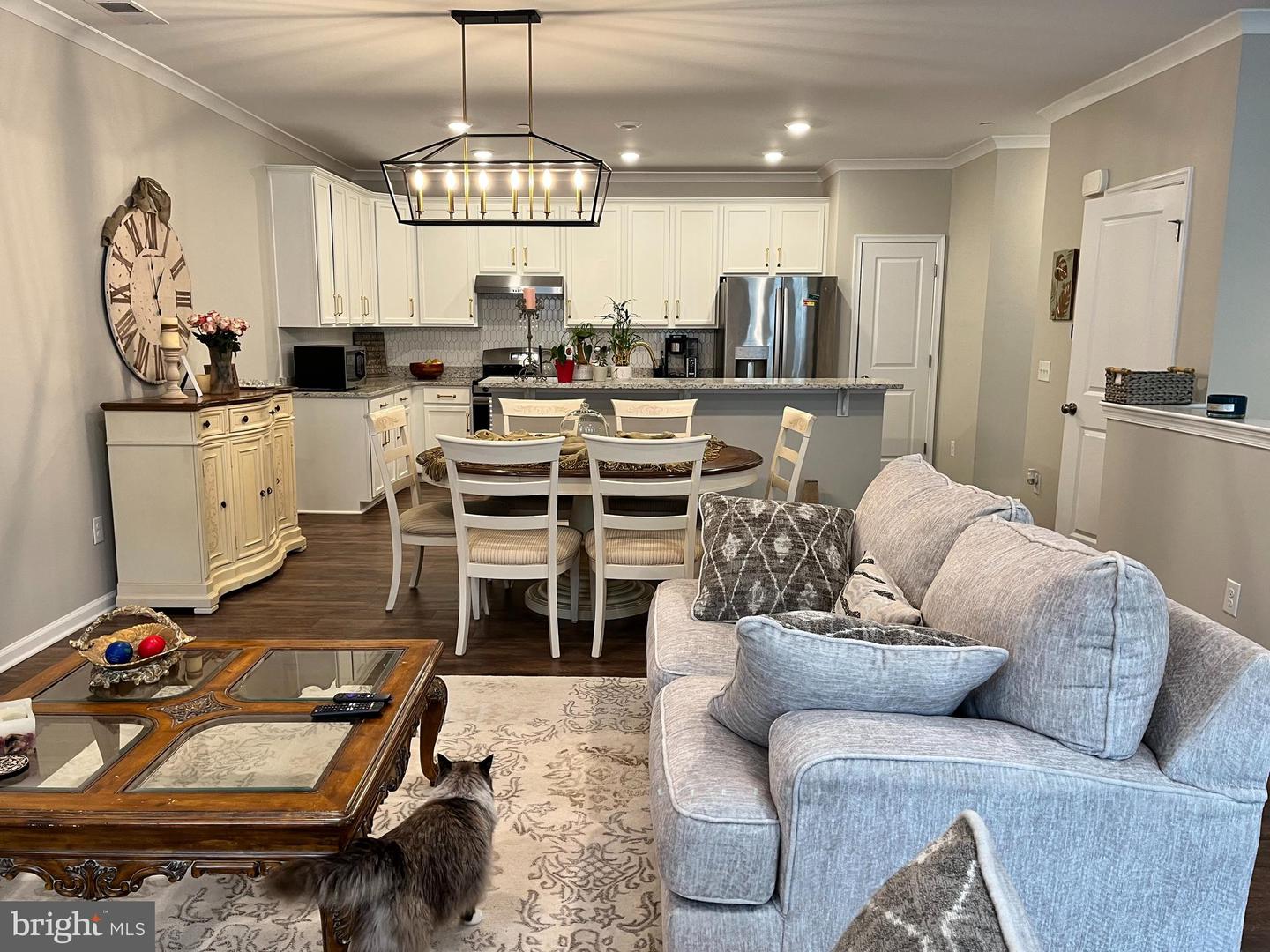 327 KRAMER CT