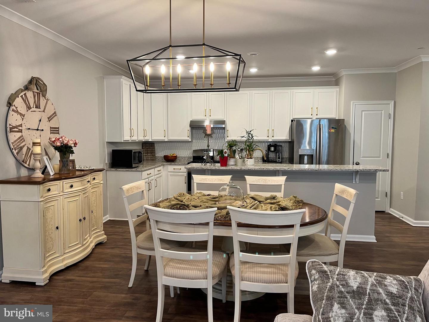 327 KRAMER CT