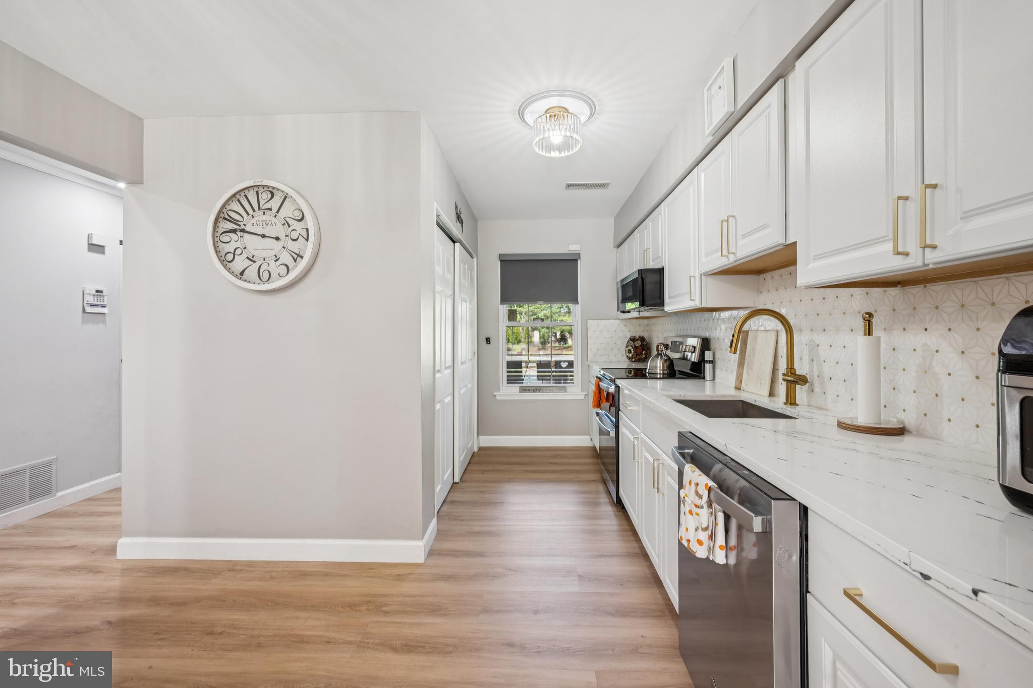 74 POPPY COURT