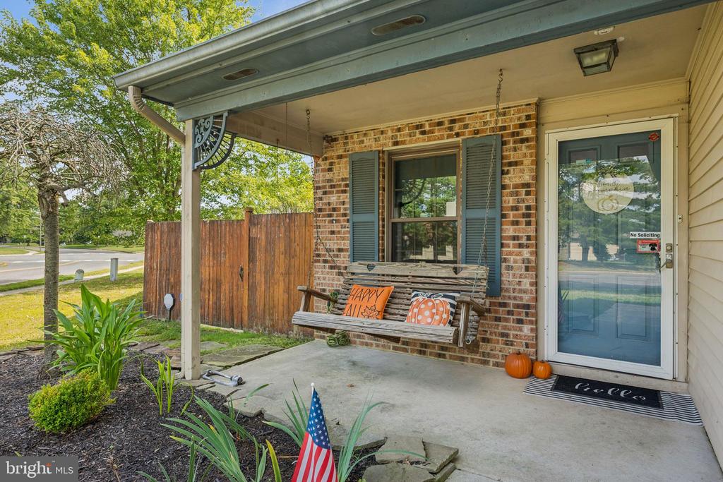 74 POPPY COURT