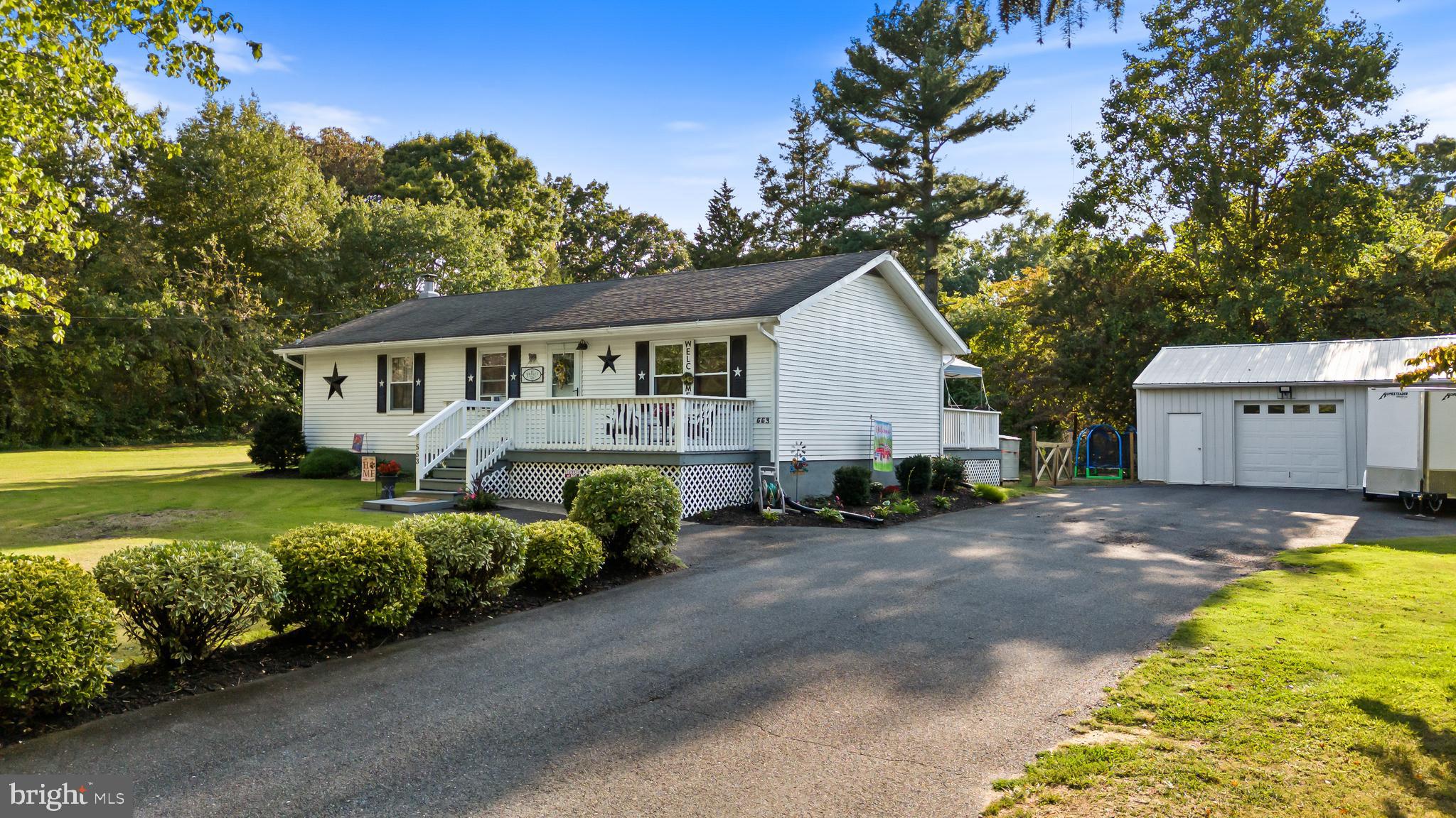 553 KENYON