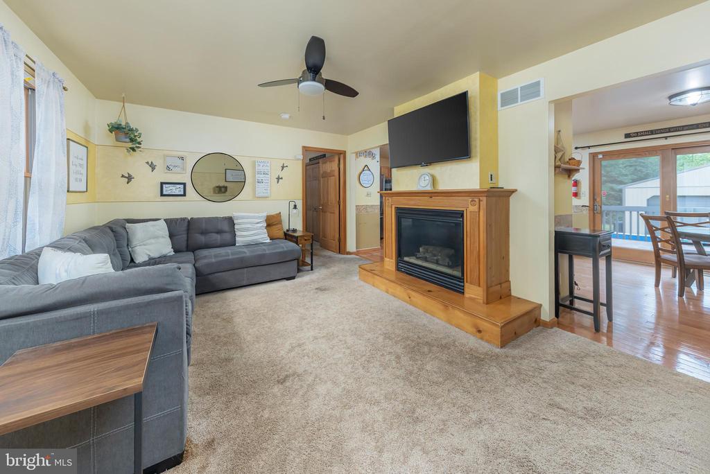 18 Dubois Rd