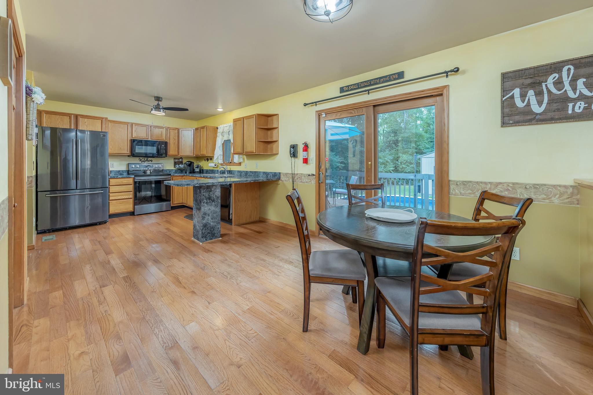 18 Dubois Rd