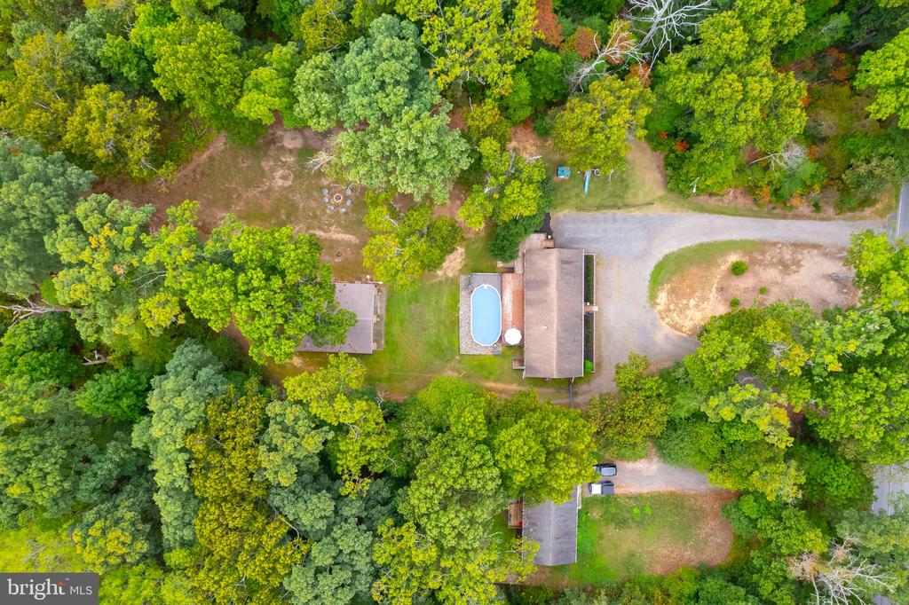 18 Dubois Rd