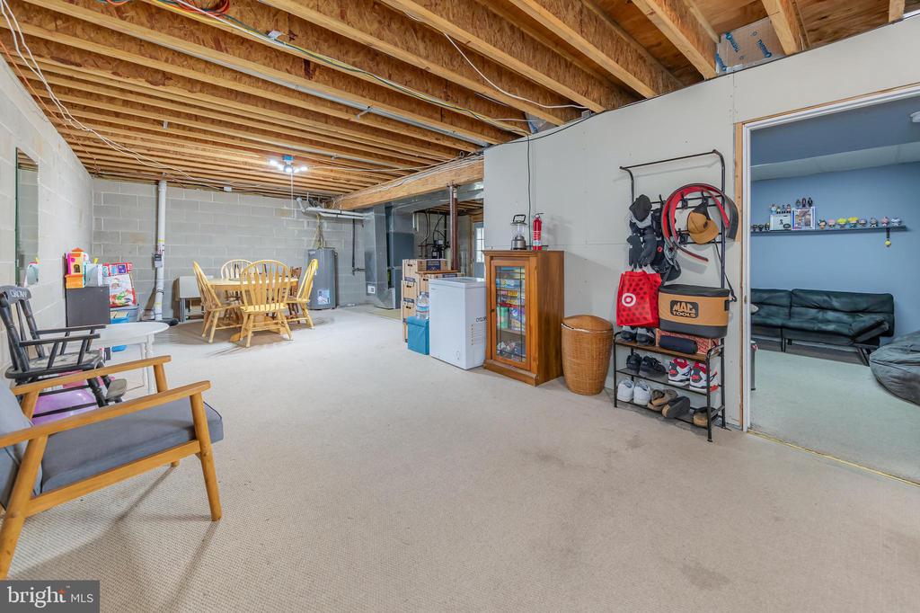 18 Dubois Rd