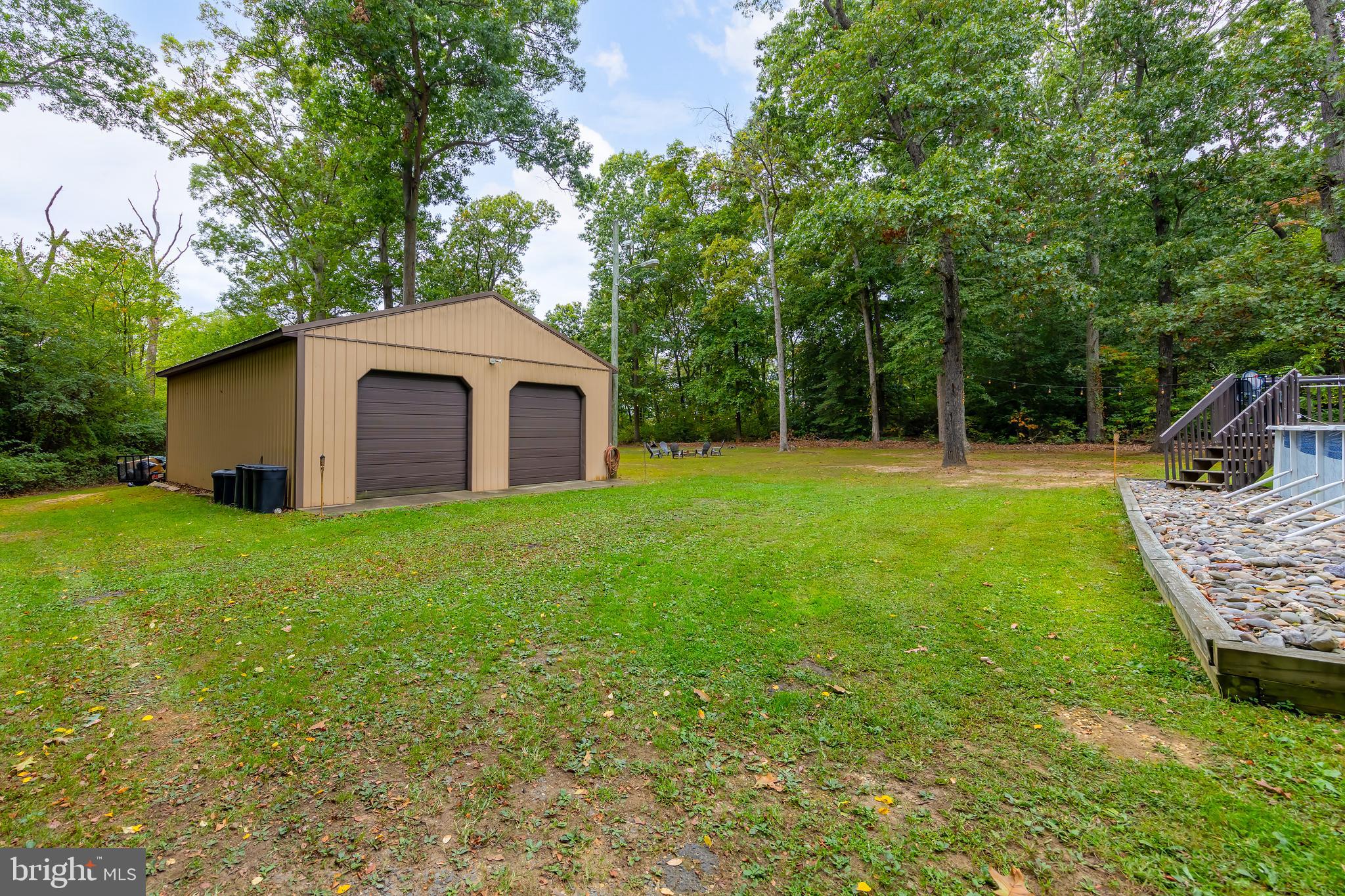 18 Dubois Rd