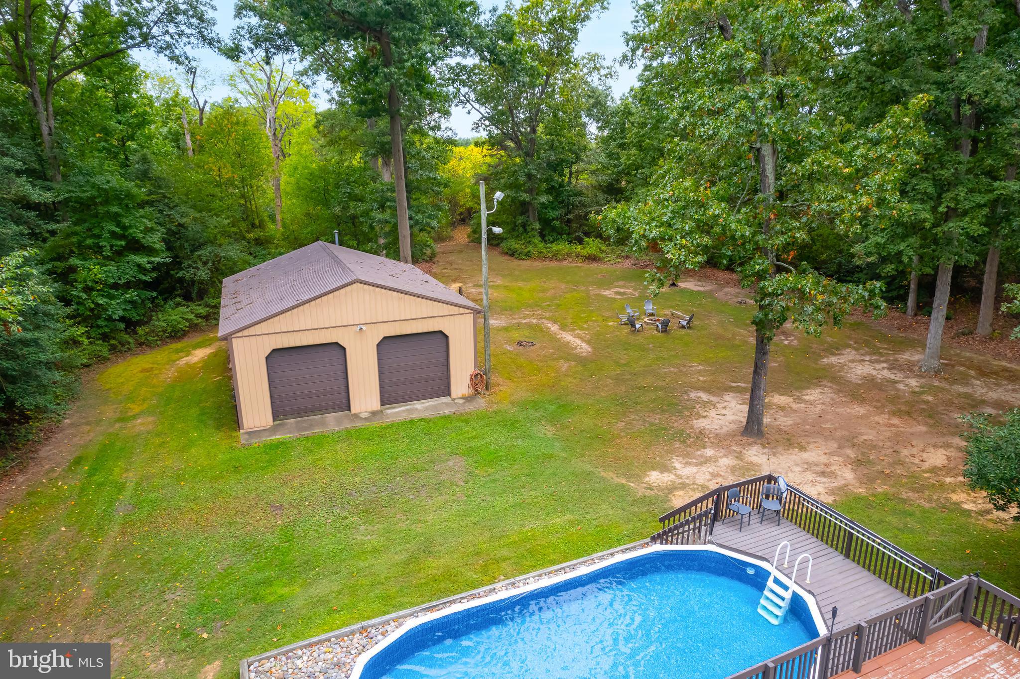 18 Dubois Rd