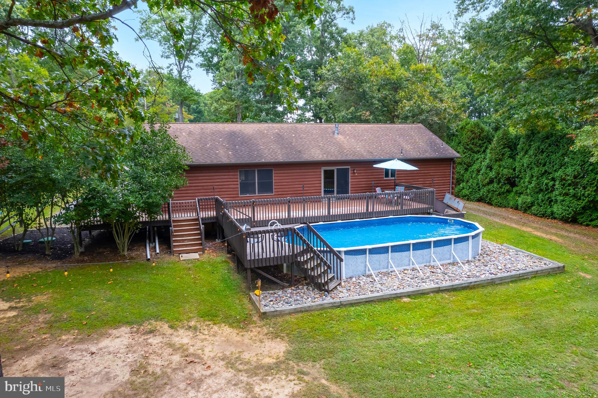 18 Dubois Rd