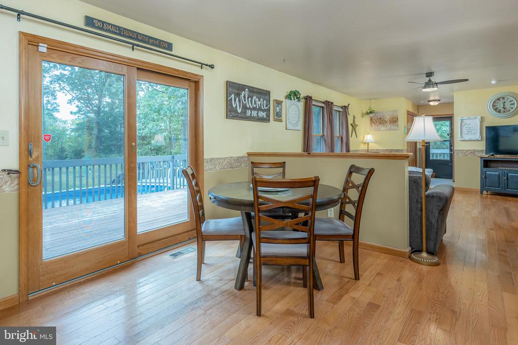 18 Dubois Rd