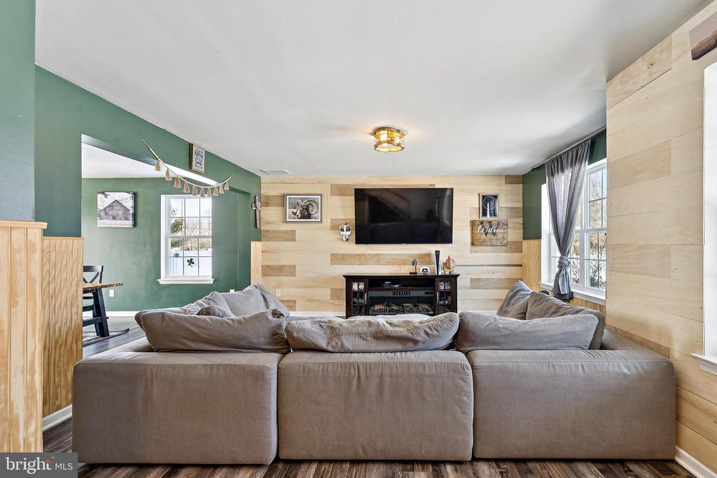 481 HARVEST LANE