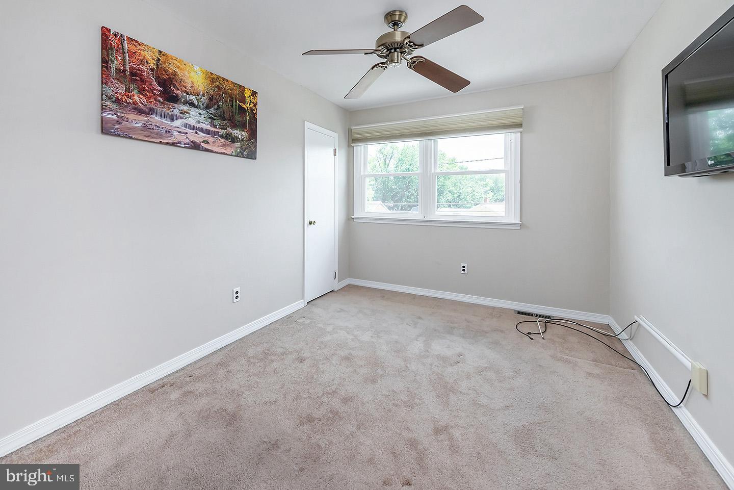 445 WALNUT AVENUE
