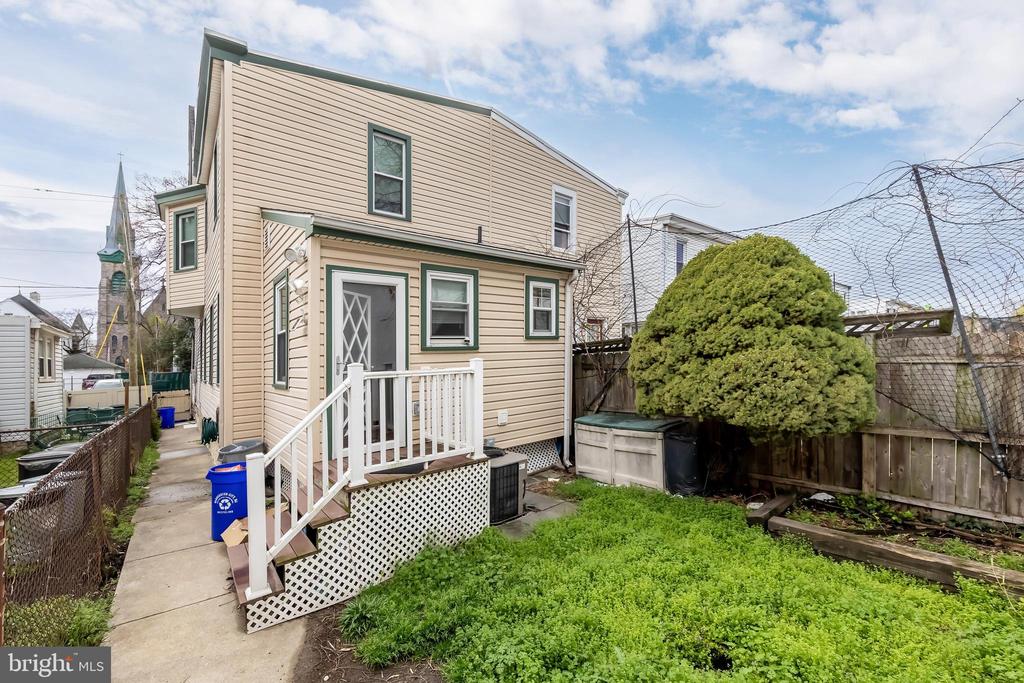 443 BERGEN STREET