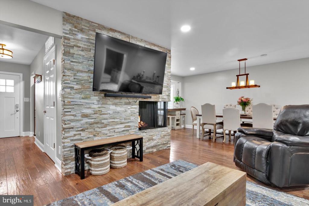 1102 COOPERSKILL ROAD