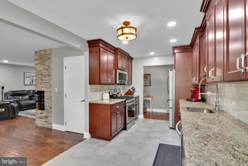 1102 COOPERSKILL ROAD