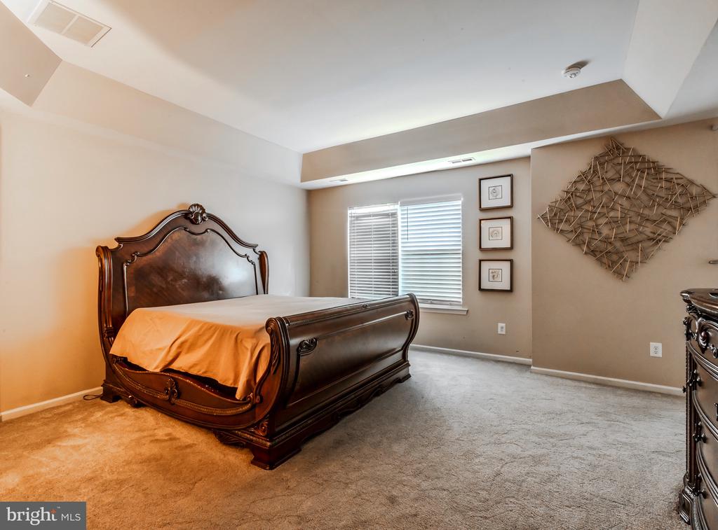 27 Beaver Dam Dr