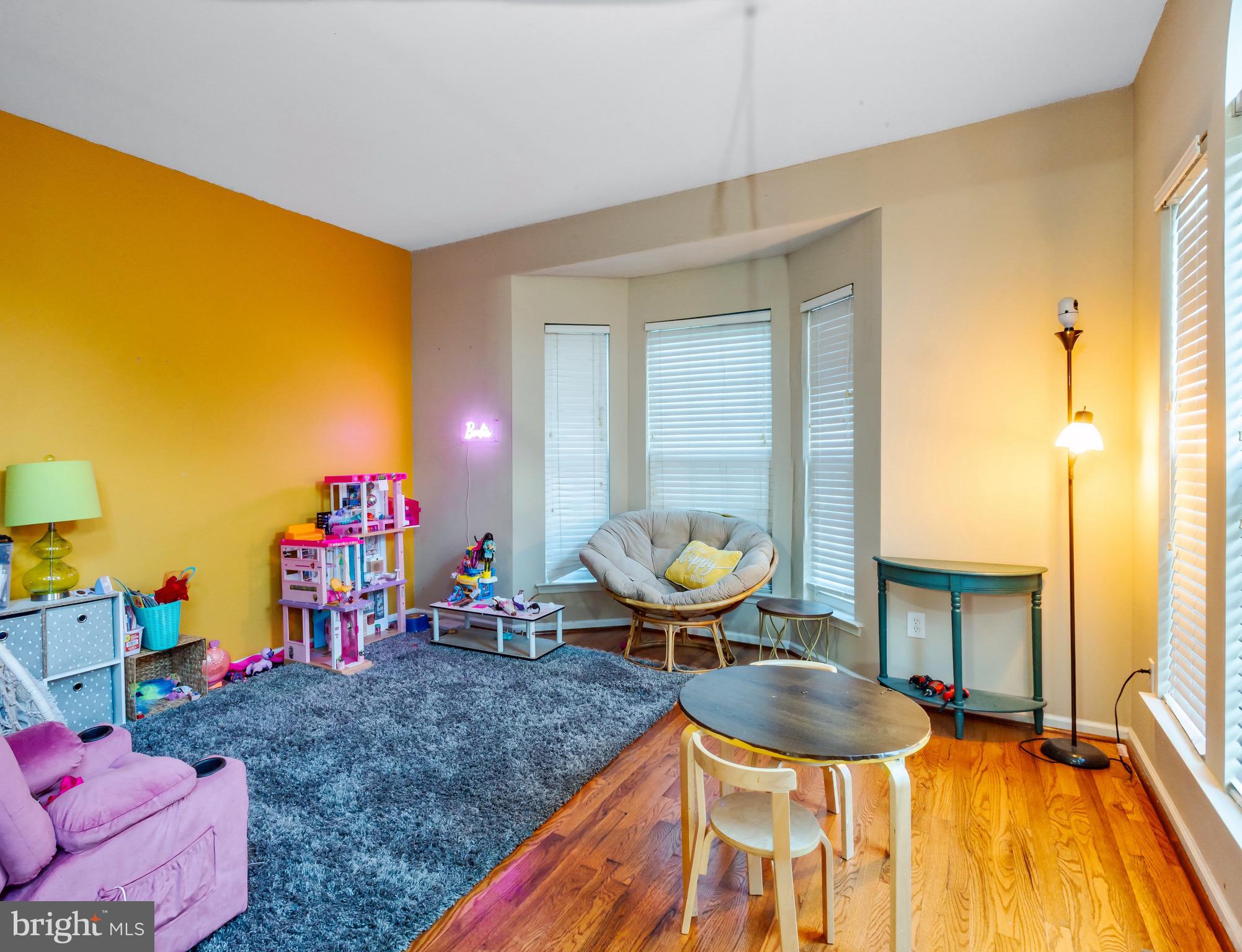 27 Beaver Dam Dr