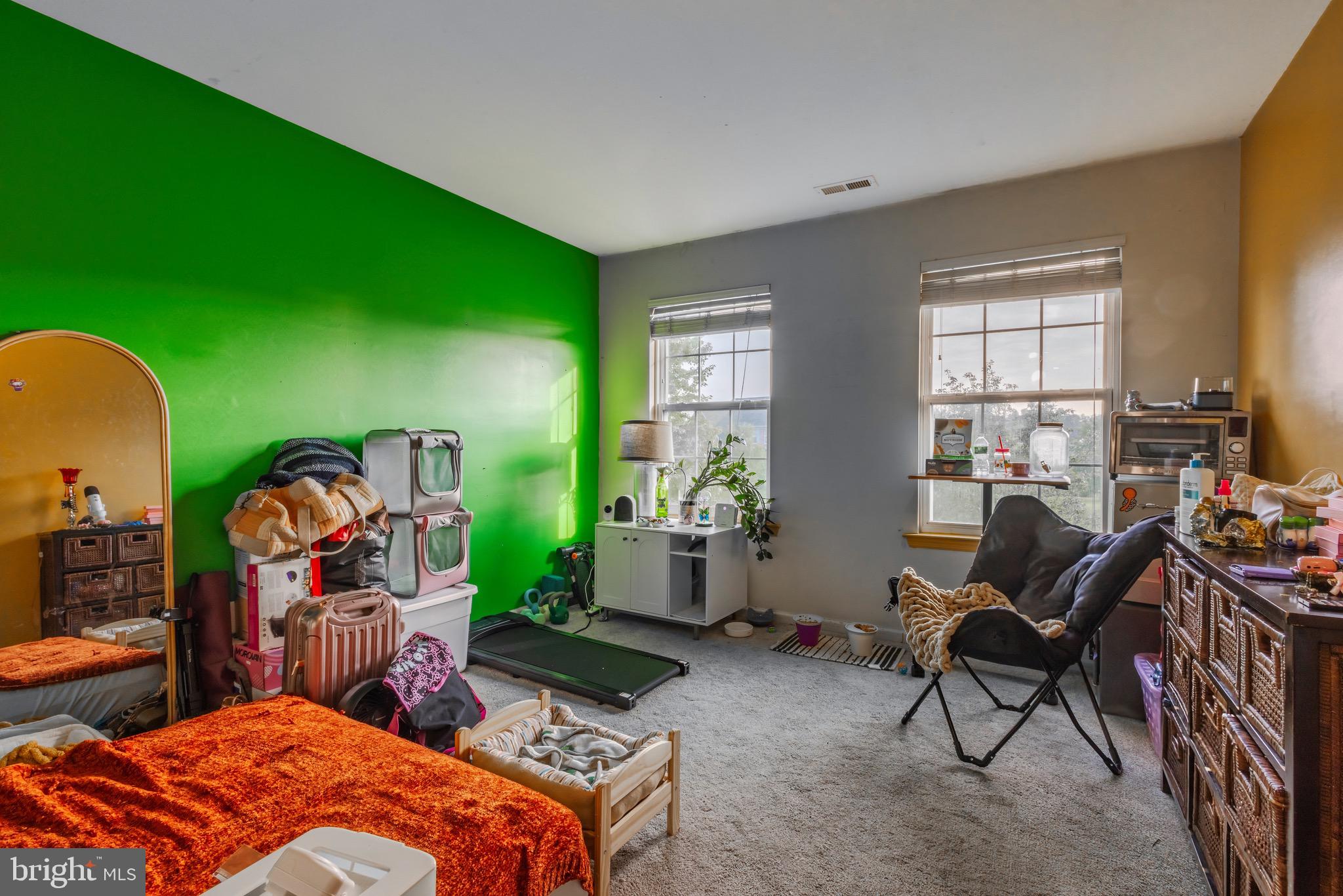 27 Beaver Dam Dr